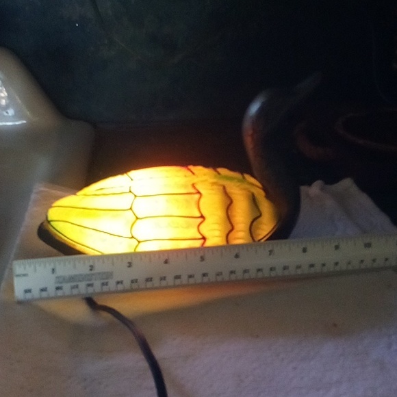 Duck of brass & stained glass accent lamp VTG 10" in working order. - Picture 10 of 12